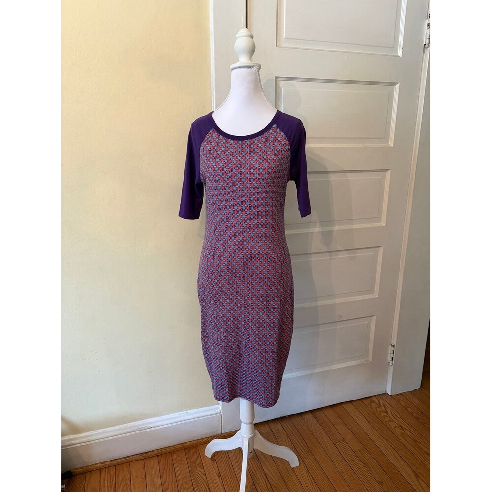 Bodycon midi dress 3/4 length sleeve scoopneck purple abstract vintage party